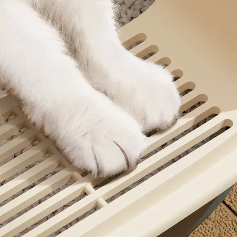 Small Size Cat Bedpan Anti-Splash Pet Sandbox Kitten Tray Semi-Closed Plastic Cat Toilet Cleaning Supplies